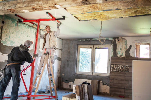 Best Geographic-Specific Insulation Services in Huber Ridge, OH